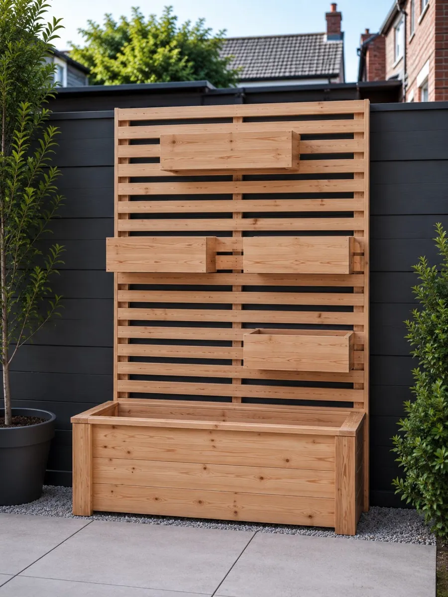 Vertical Garden Planter - Solar Illuminated Option - Image 4