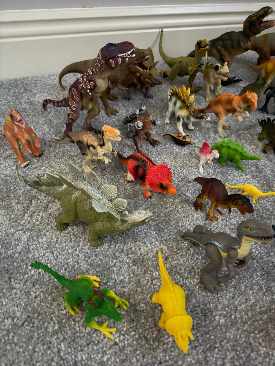 Plastic Kids dinosaurs - Image 1