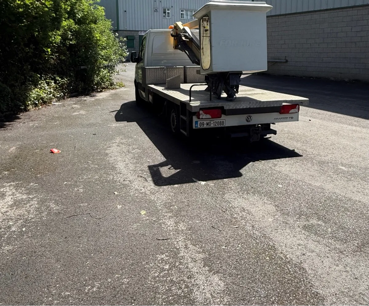 VW Crafter Cherrypicker - Image 4