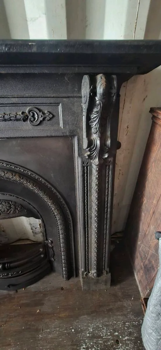 Old  original  cast iron fireplace - Image 3