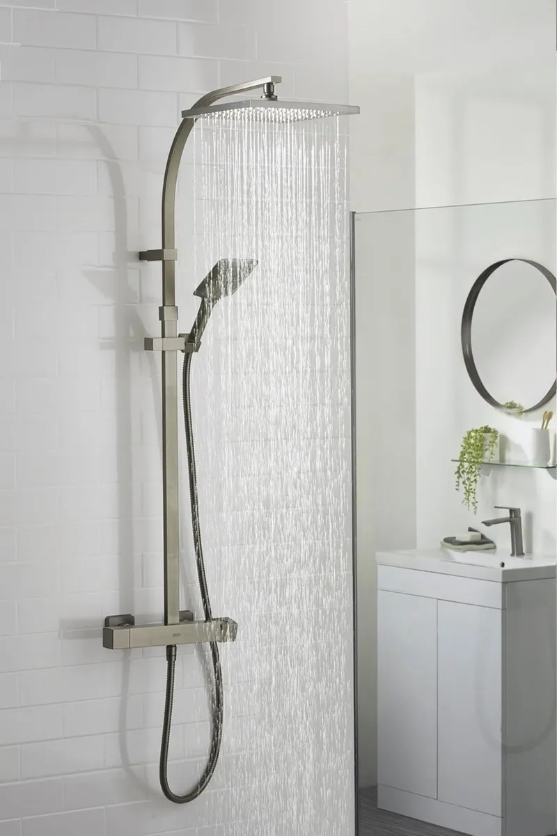 Quadrato Thermostatic Diverter Square Bar Mixer - Image 2