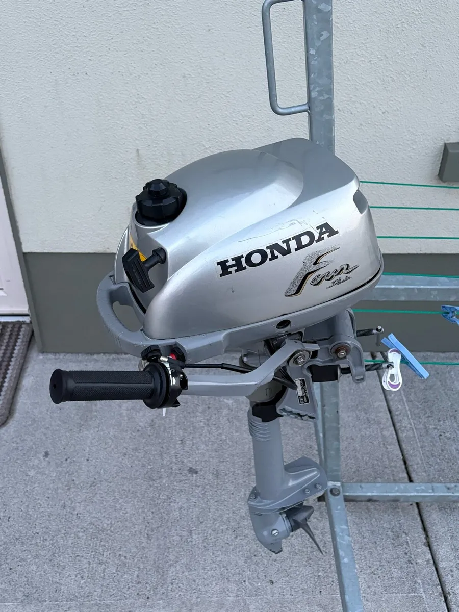 Honda 2hp outboard - Image 4