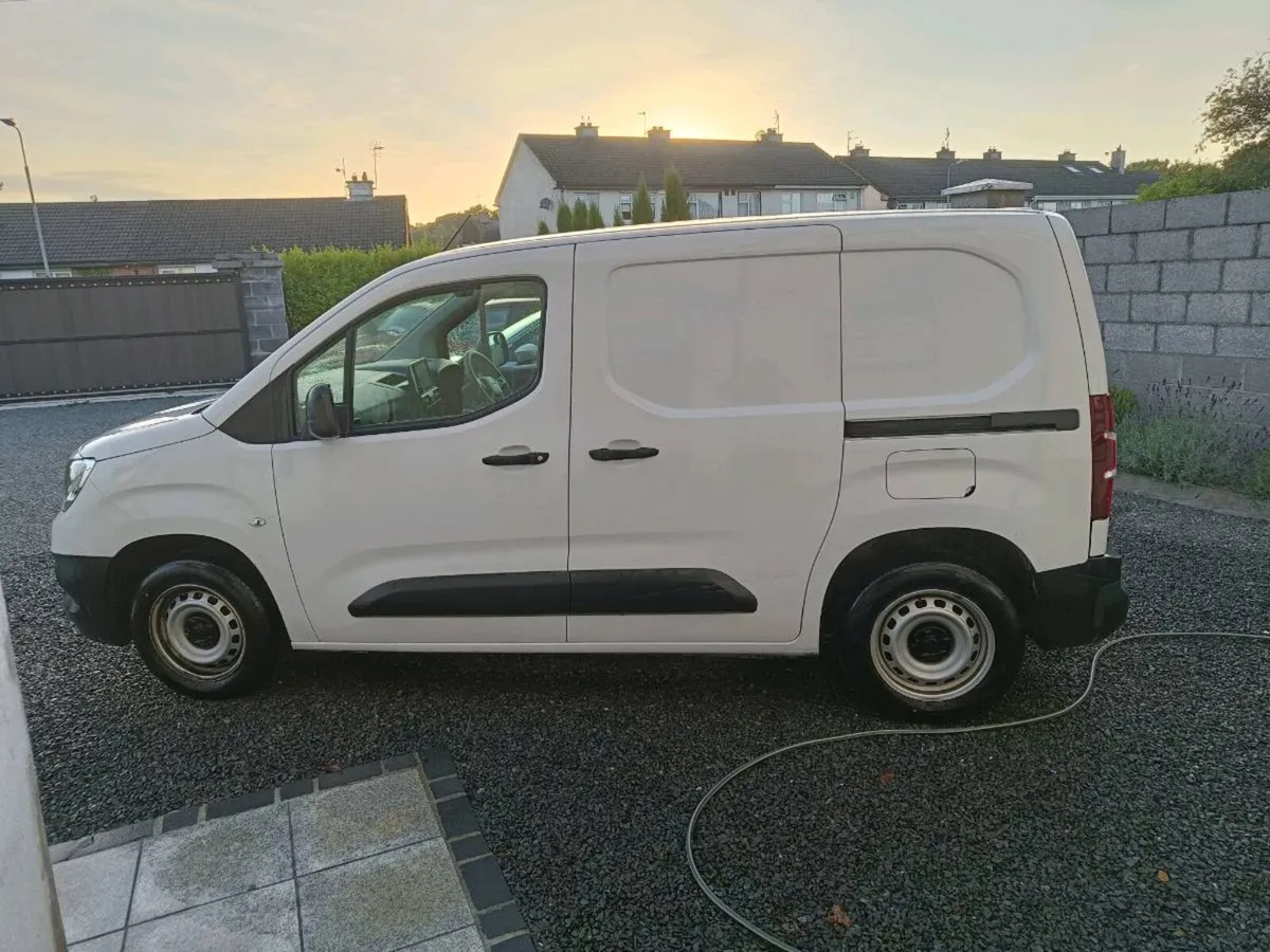 Opel Combo - Image 4