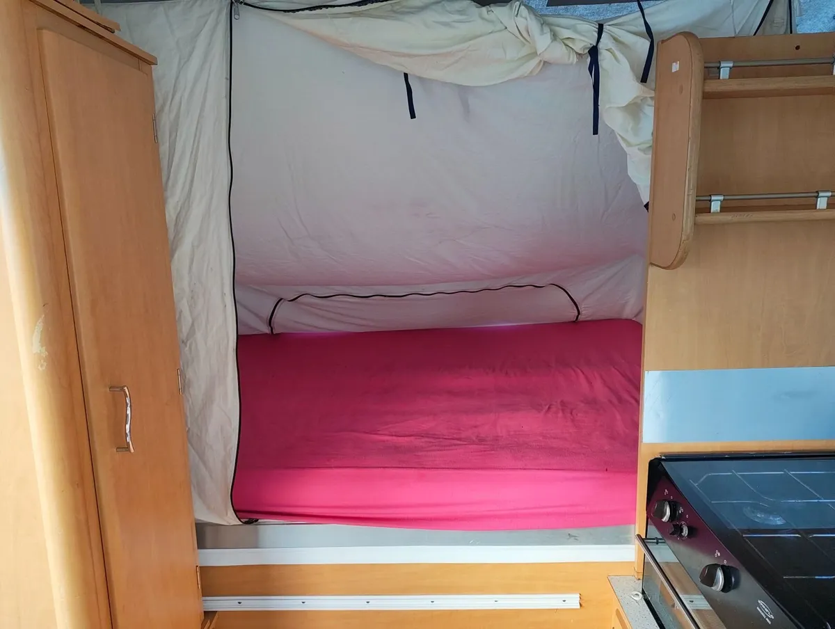 Conway Cruiser Foldable Camper 2007 - Image 4