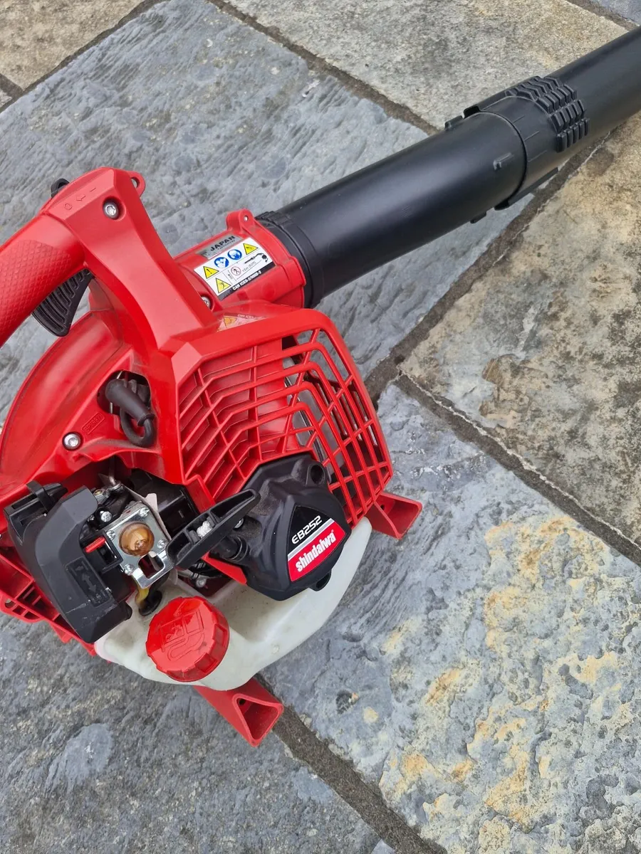 Power blower - Image 1