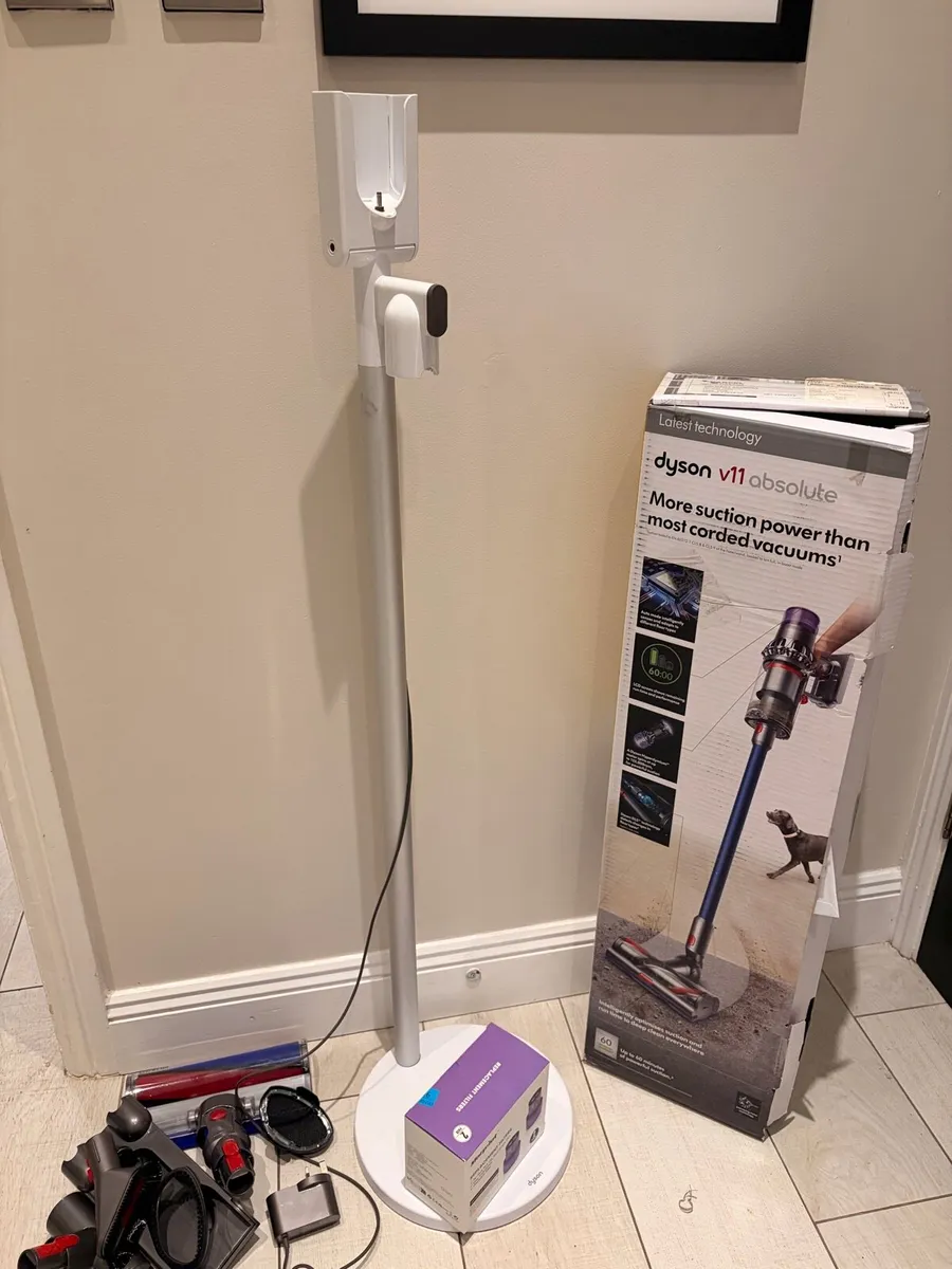 Dyson v11 Absolute - Image 3