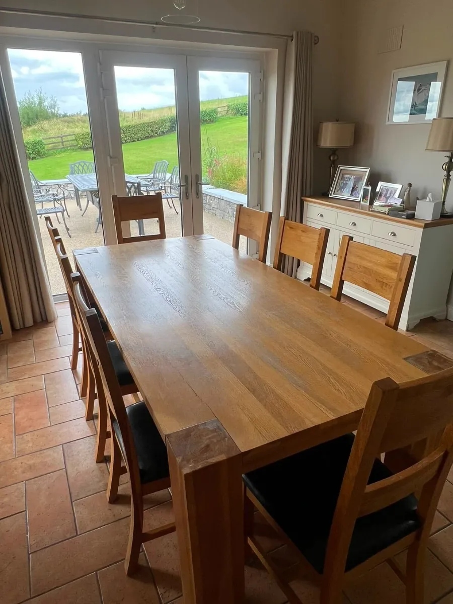 Kitchen Table and chairs - Image 1