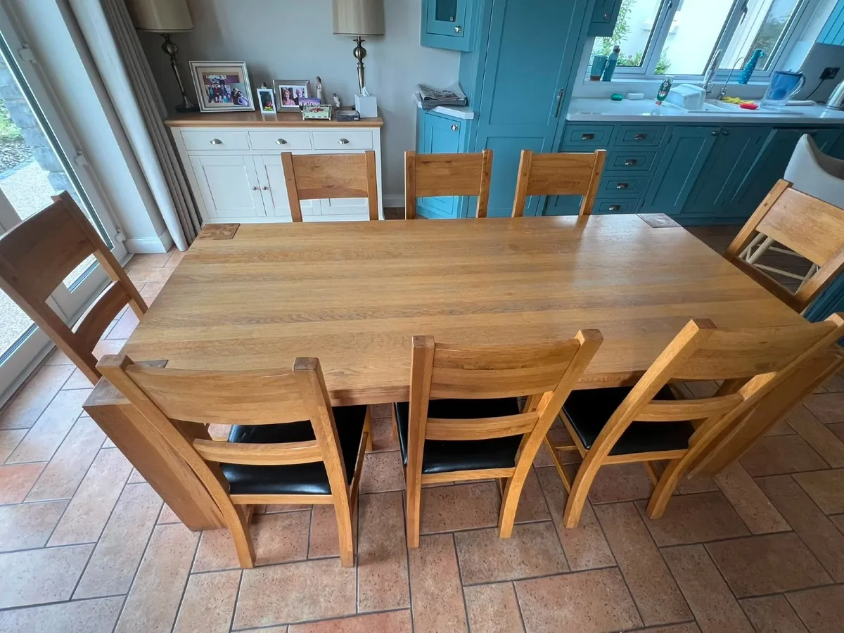Kitchen Table and chairs - Image 3