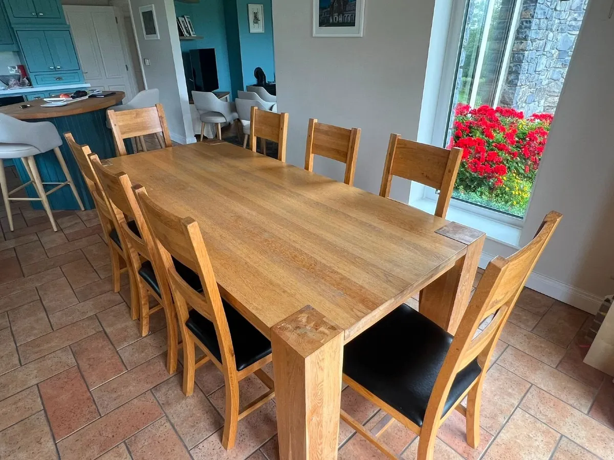 Kitchen Table and chairs - Image 4