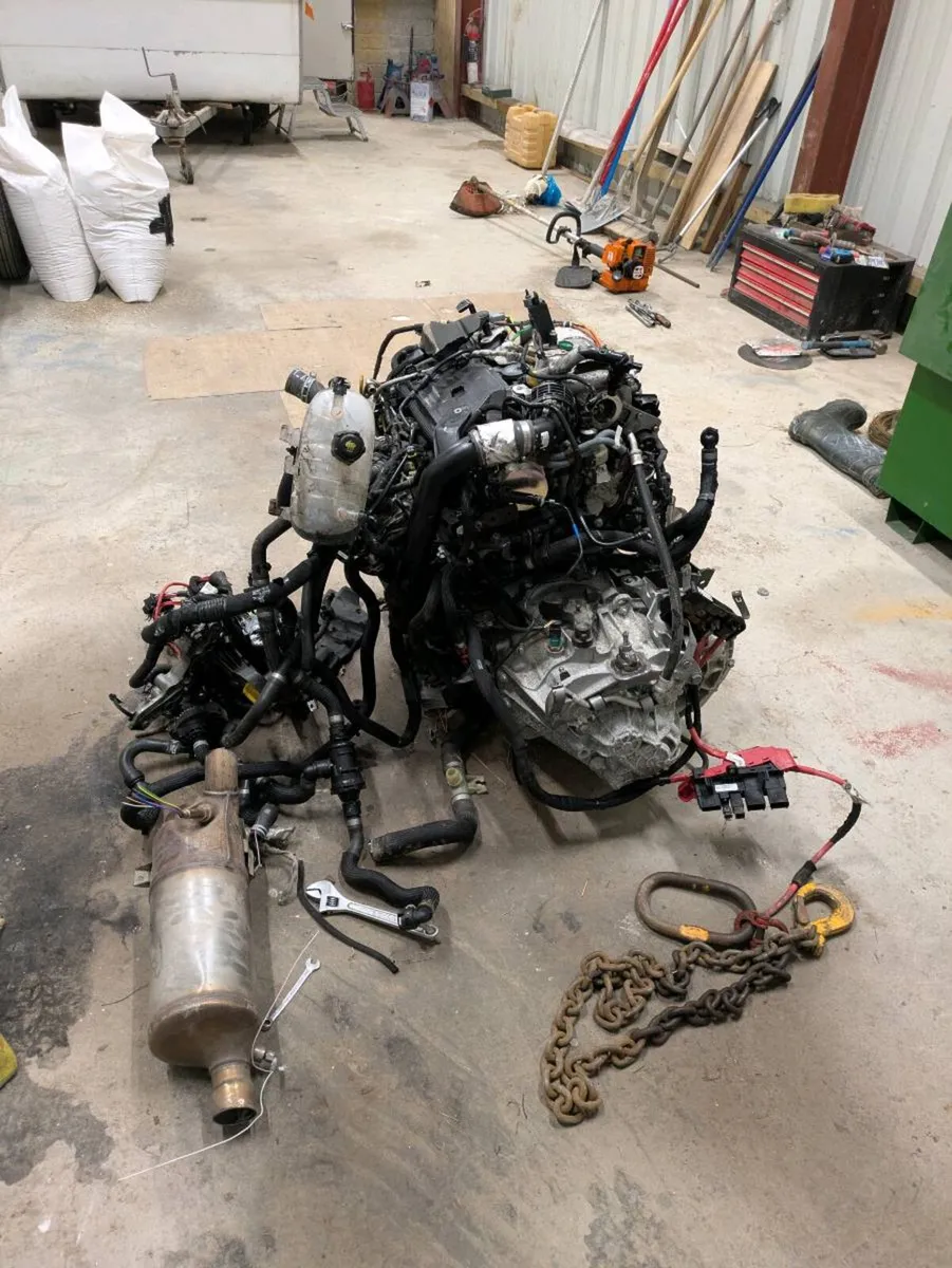 Renault traffic engine - Image 3