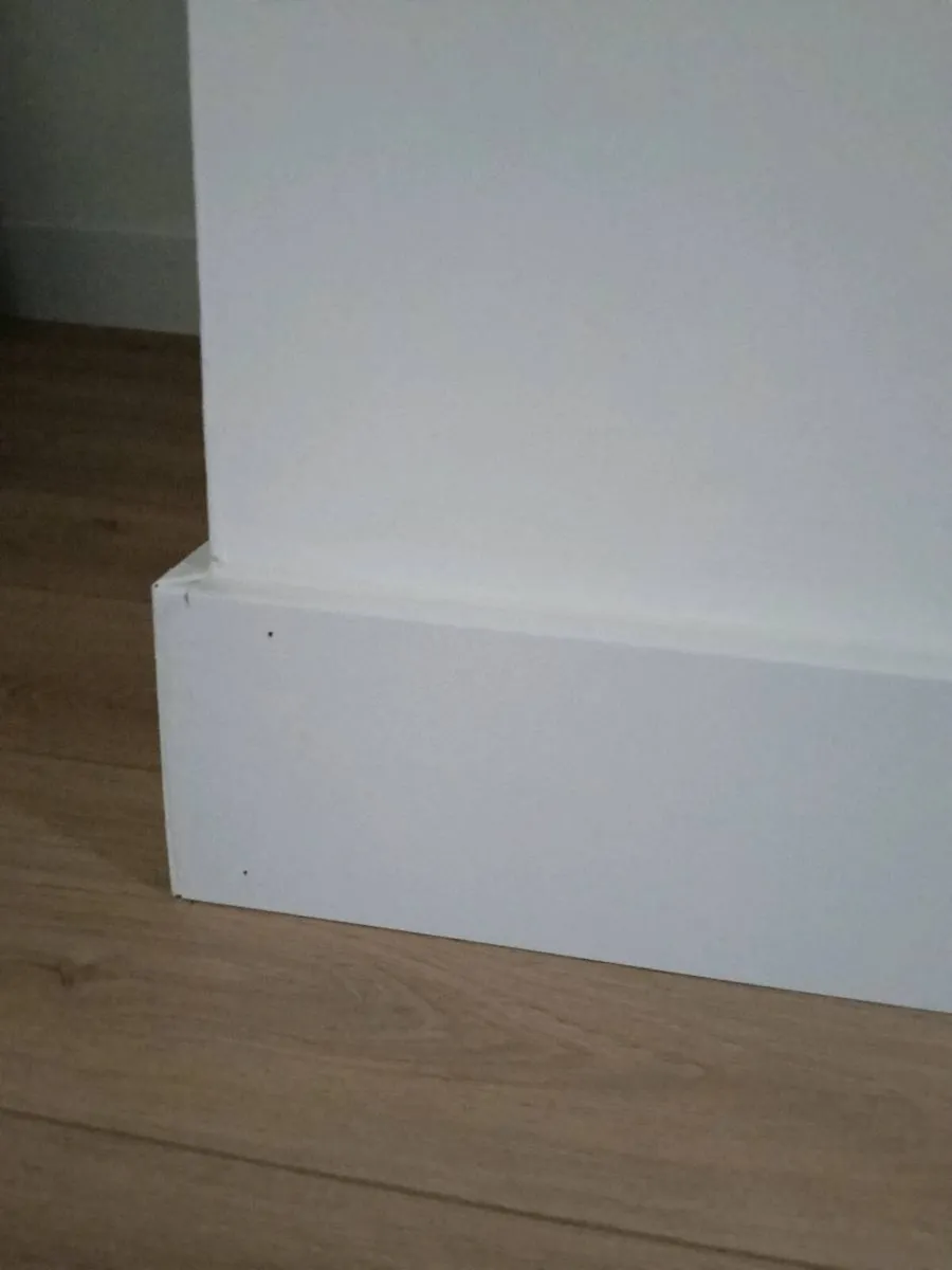 Skirting board - Image 2