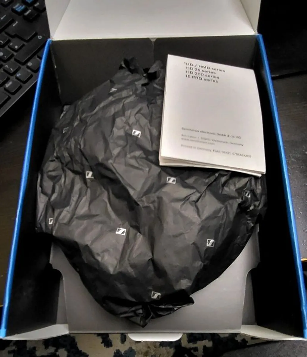Sennheiser Professional HD 25 On-Ear DJ Headphones - Image 3