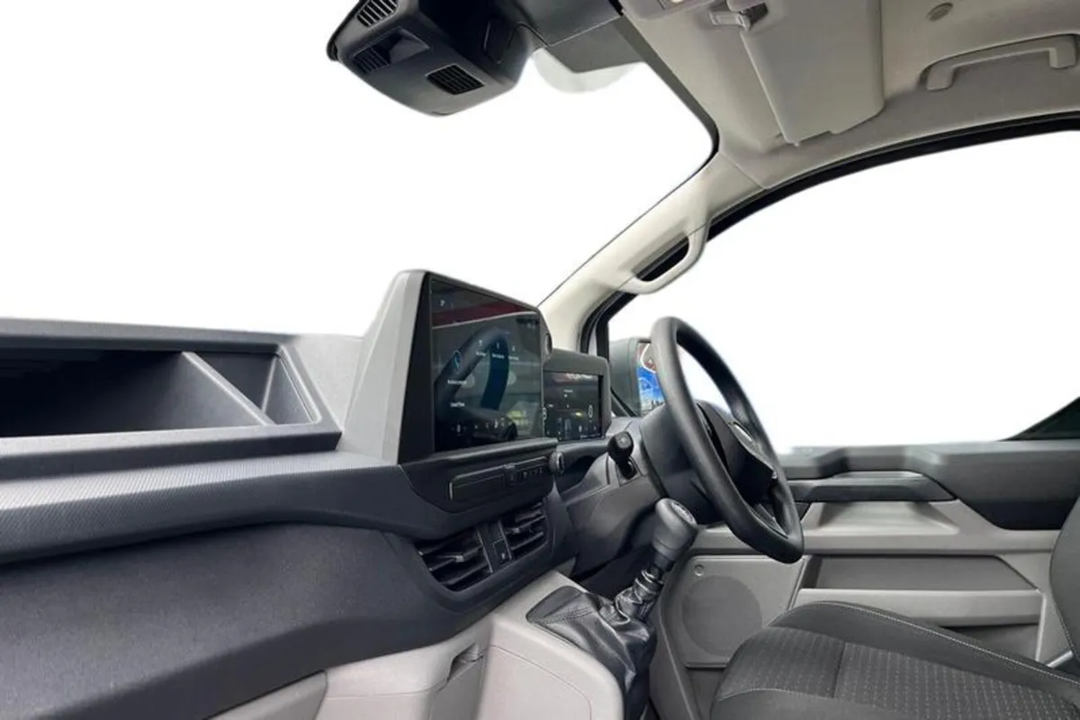 Ford Transit Custom 320 Trend L1 SWB FWD 2.0 EcoBl - Image 3