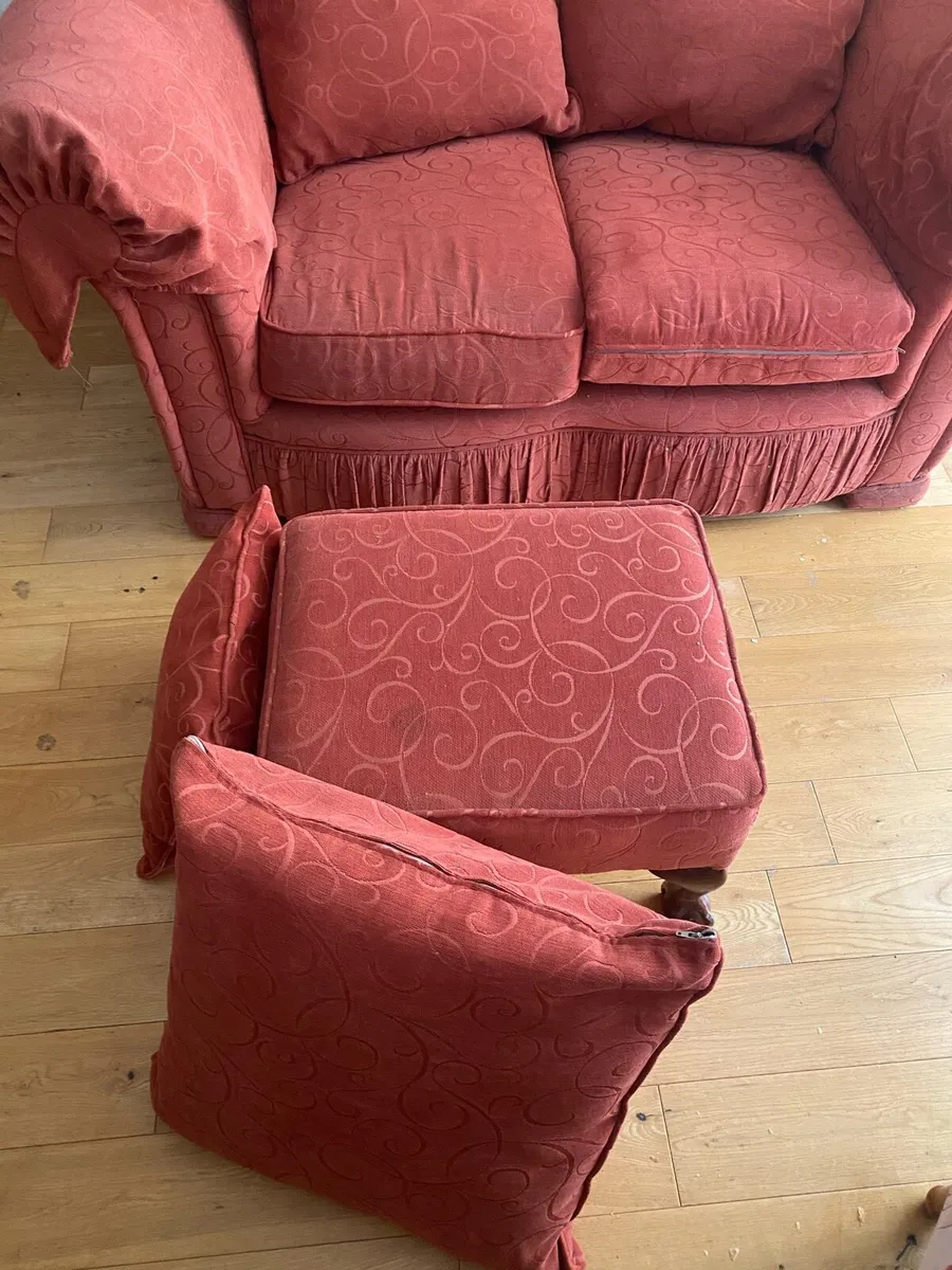 2 seater red couch with foot stool - Image 1