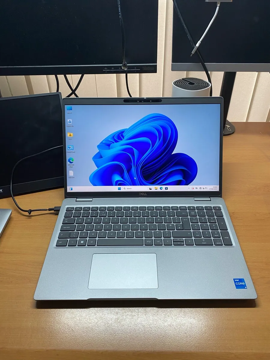 Dell i5 pro 13gen 16/512 windows 11 - Image 1