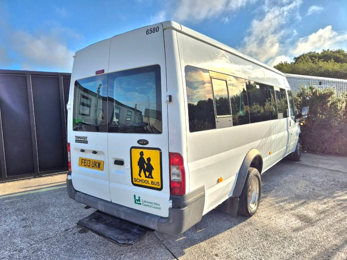 2013 Ford Transit 2.2 Rwd Minibus 17 Seater - Image 3