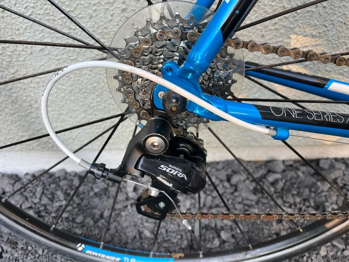 Trek Alpha 100 Series bike - Image 4