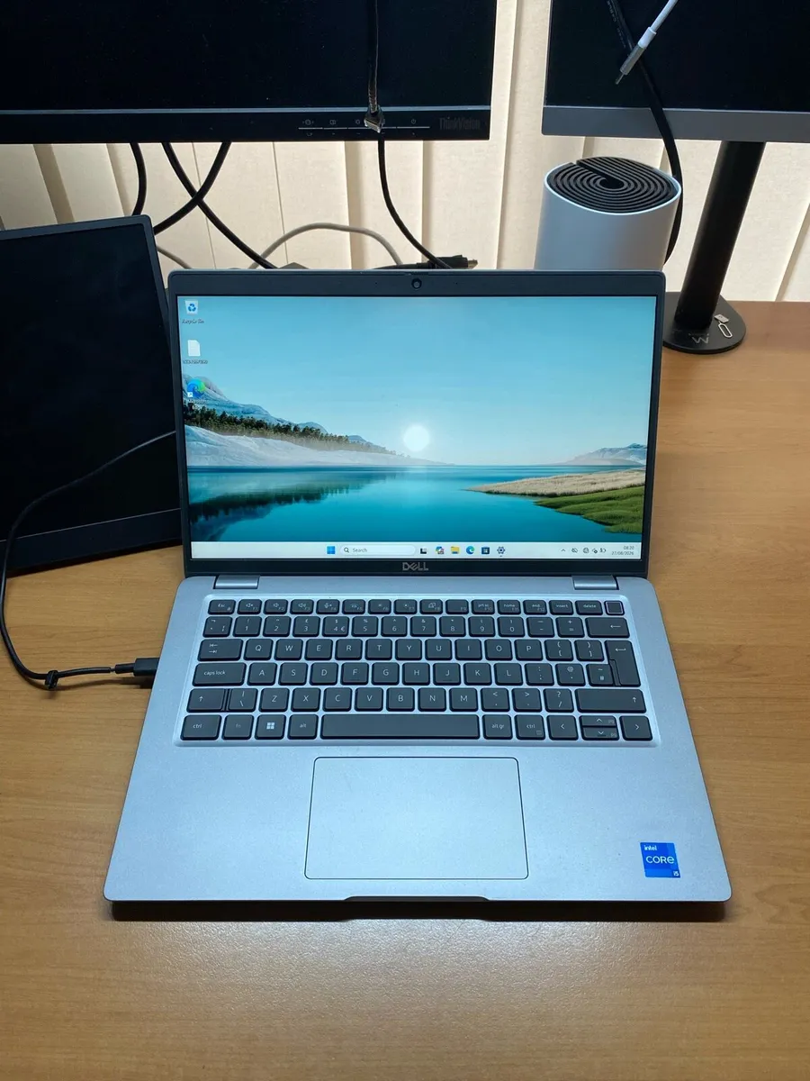 Dell laptop i5 13gen 16gb 512gb win 11 pro - Image 1