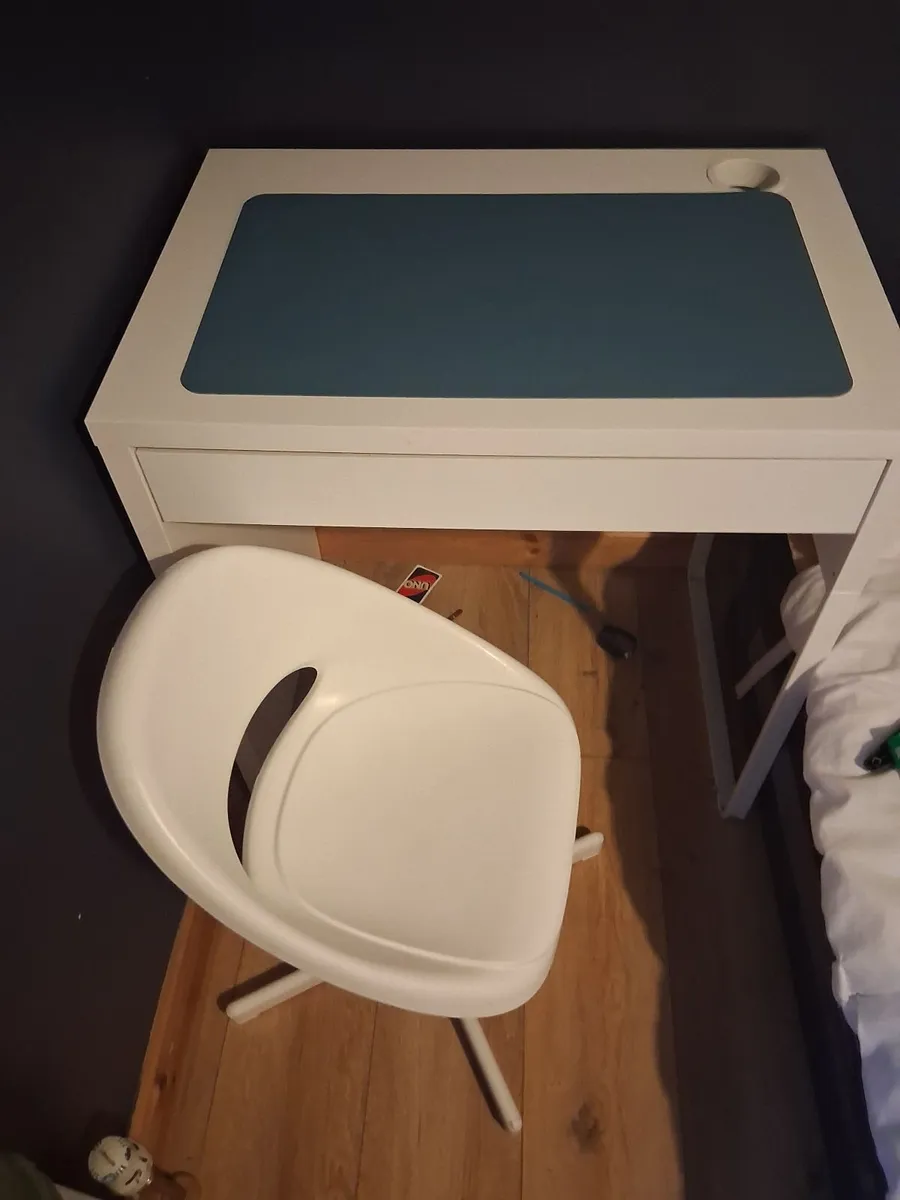 Study desk with chair - Image 3