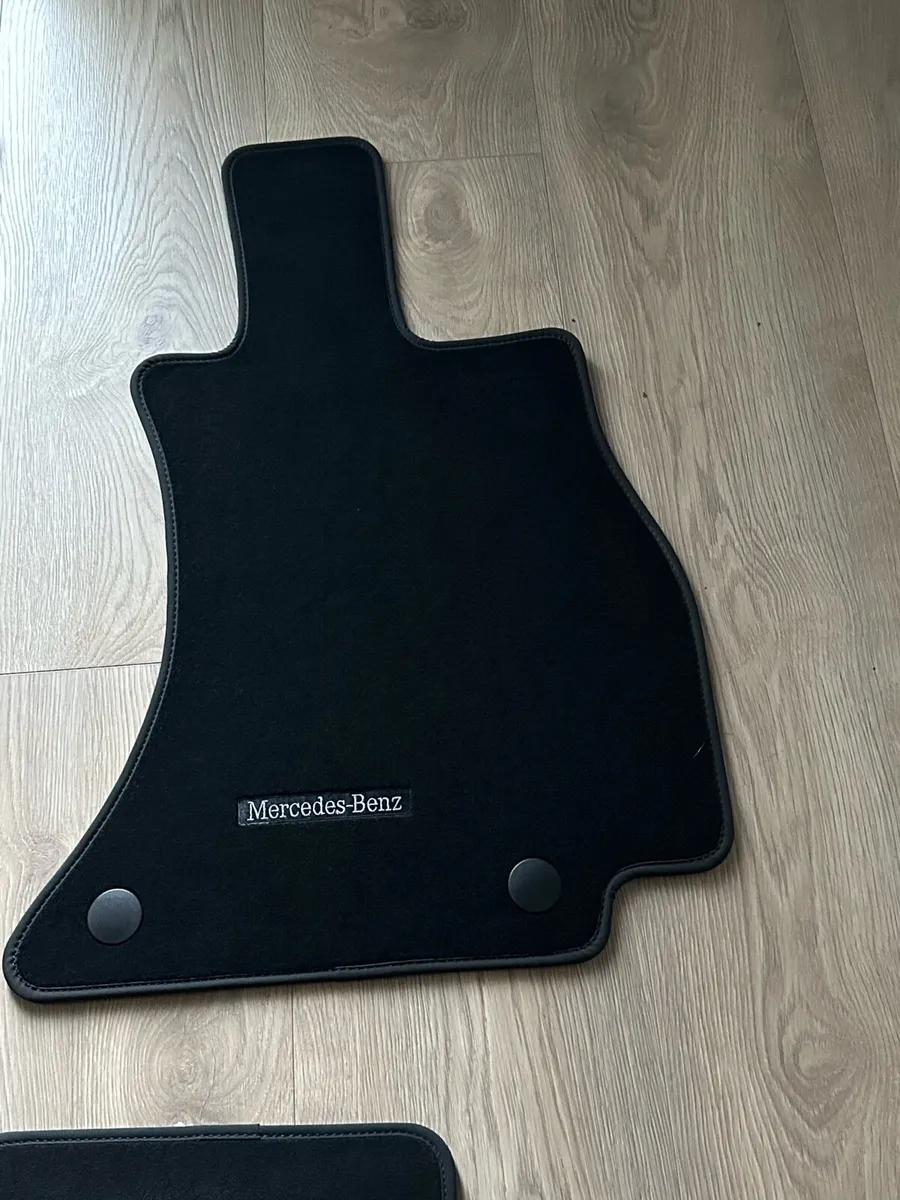 Mercedes E Class New Car Mats - Image 2