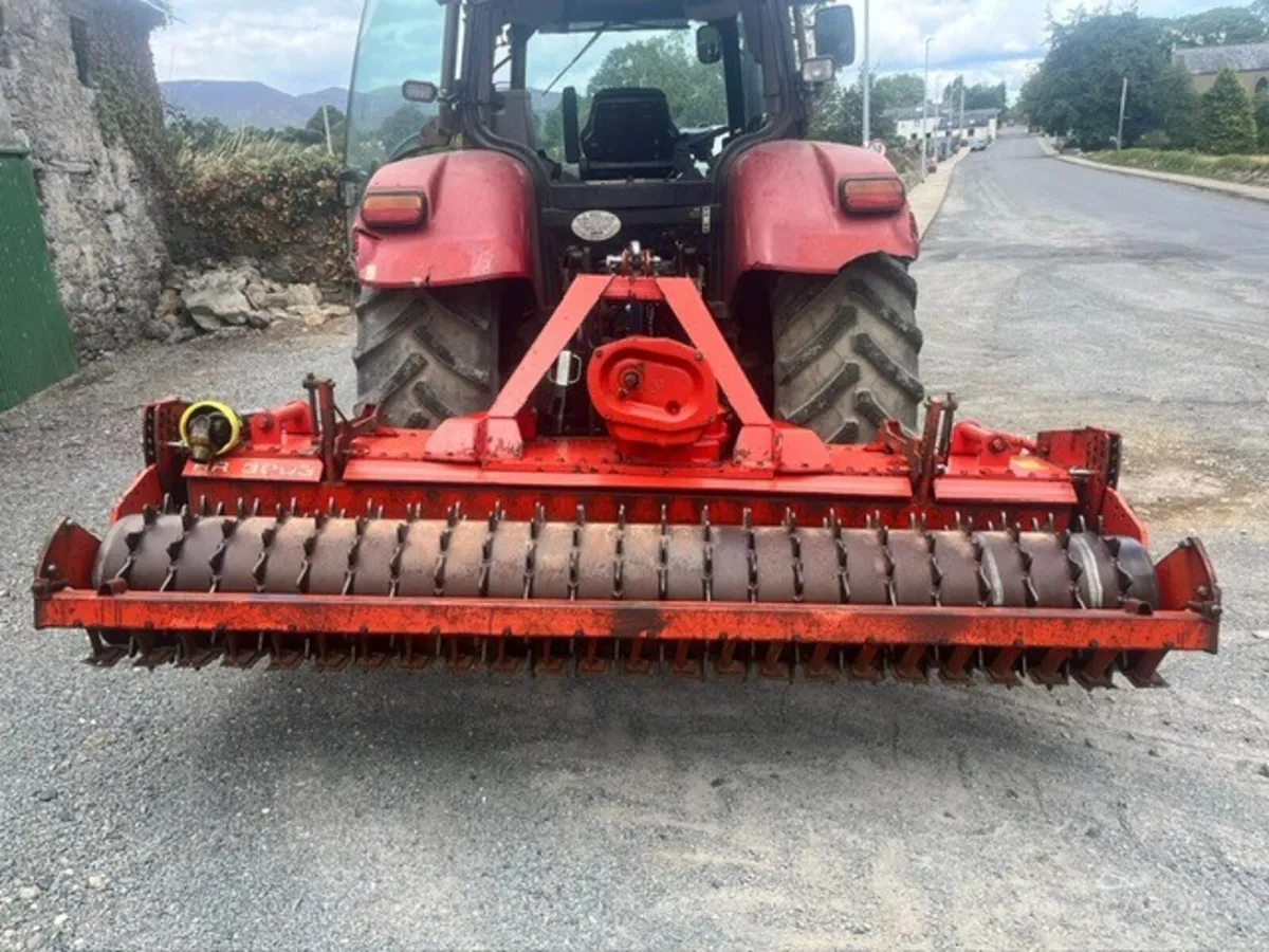 Kuhn HR3003 Power Harrow - Image 2