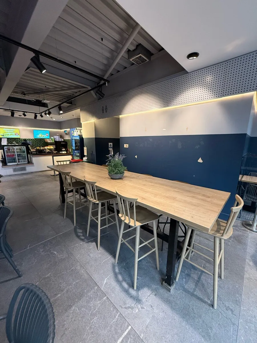 Large Table - Image 1