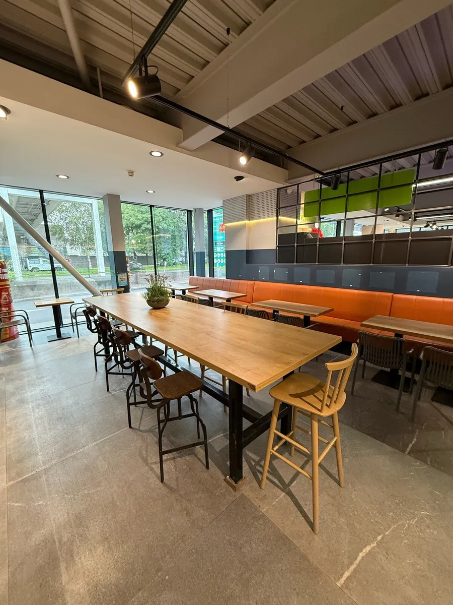 Large Table - Image 2