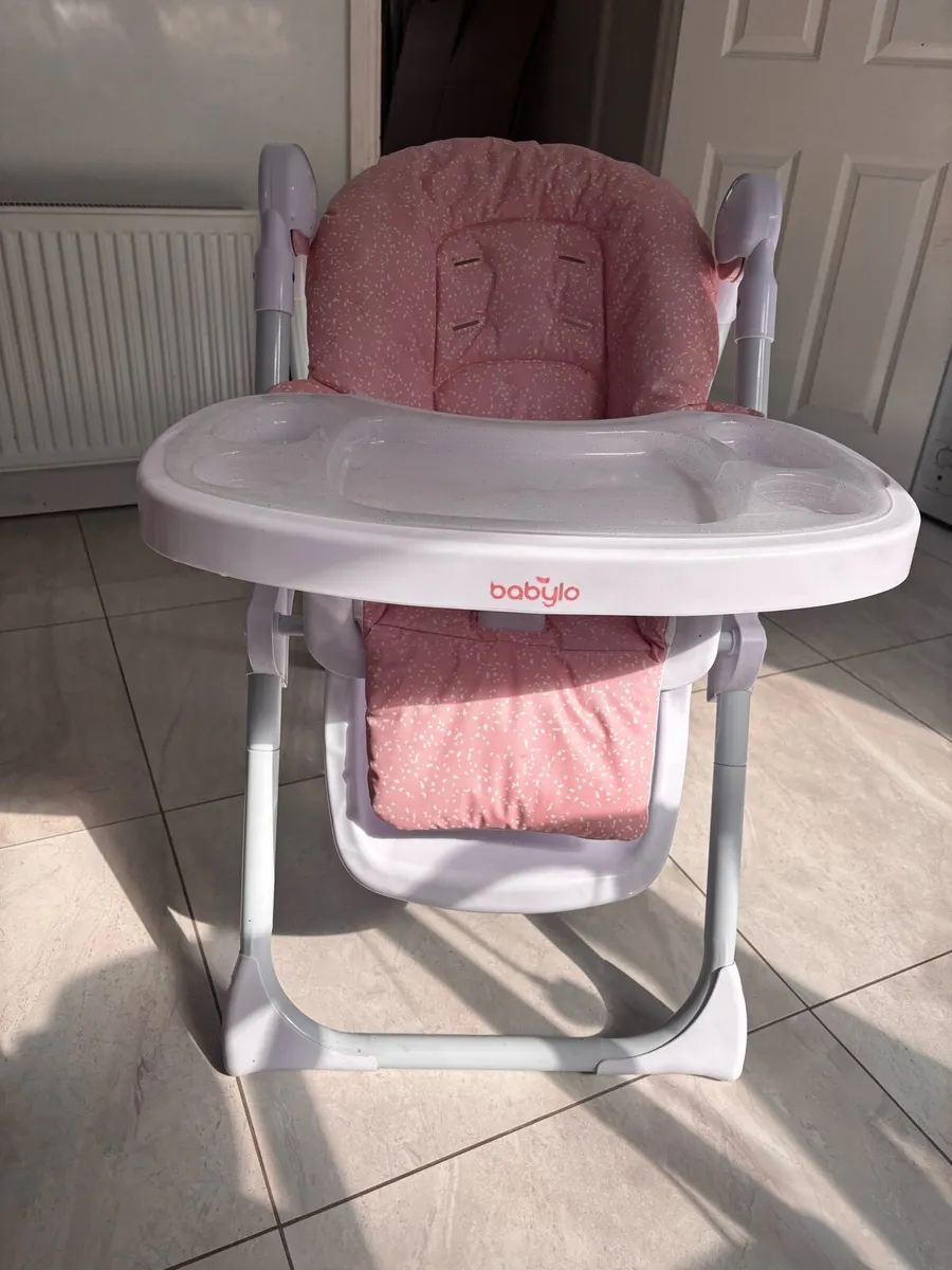 Babylo Hi Lo Convertible High Chair - Image 1