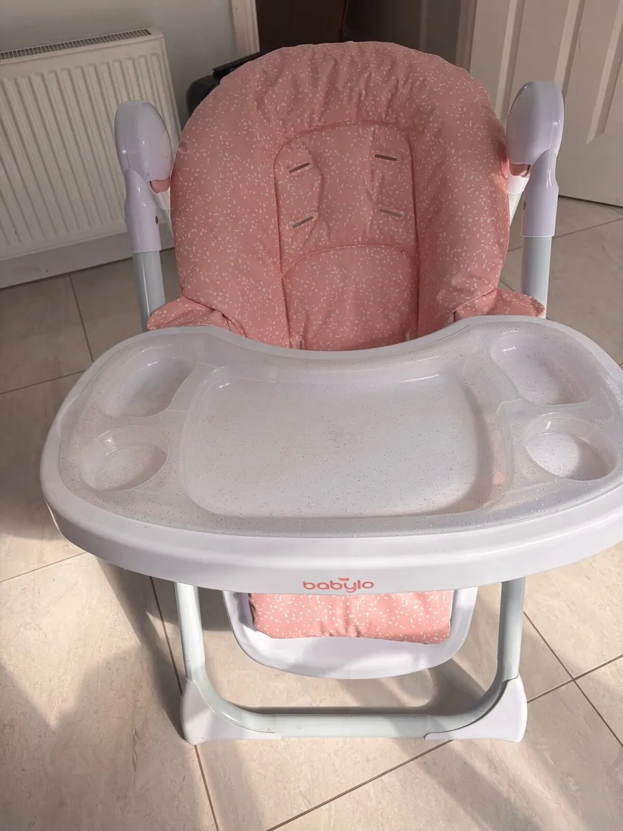 Babylo Hi Lo Convertible High Chair - Image 2