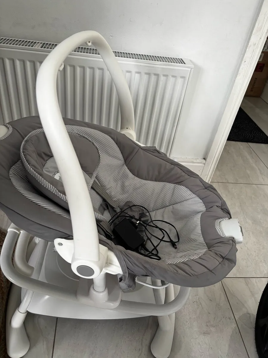 Joie Emeri 2-in-1 Baby Swing and Rocker Fern - Image 2