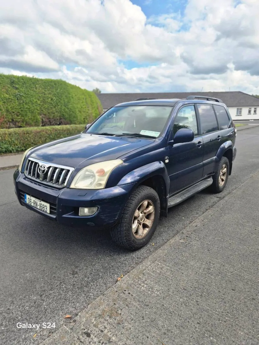 Toyota Landcruiser LWB 2006 - Image 1