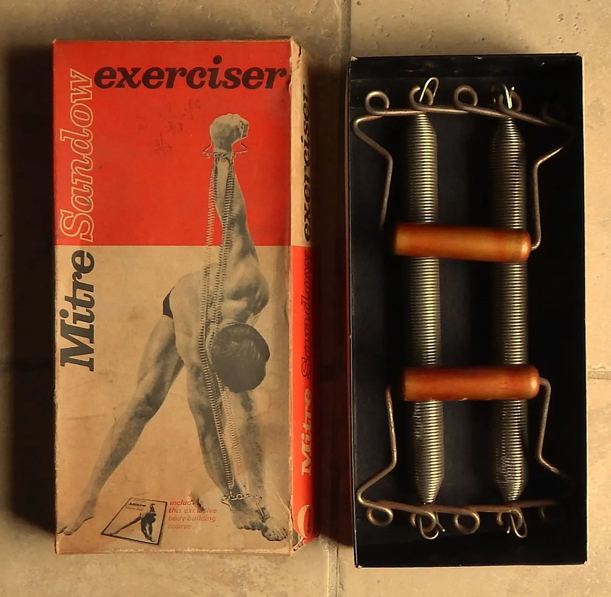 Vintage Mitre Sandow Exerciser/Chest Expander - Image 3