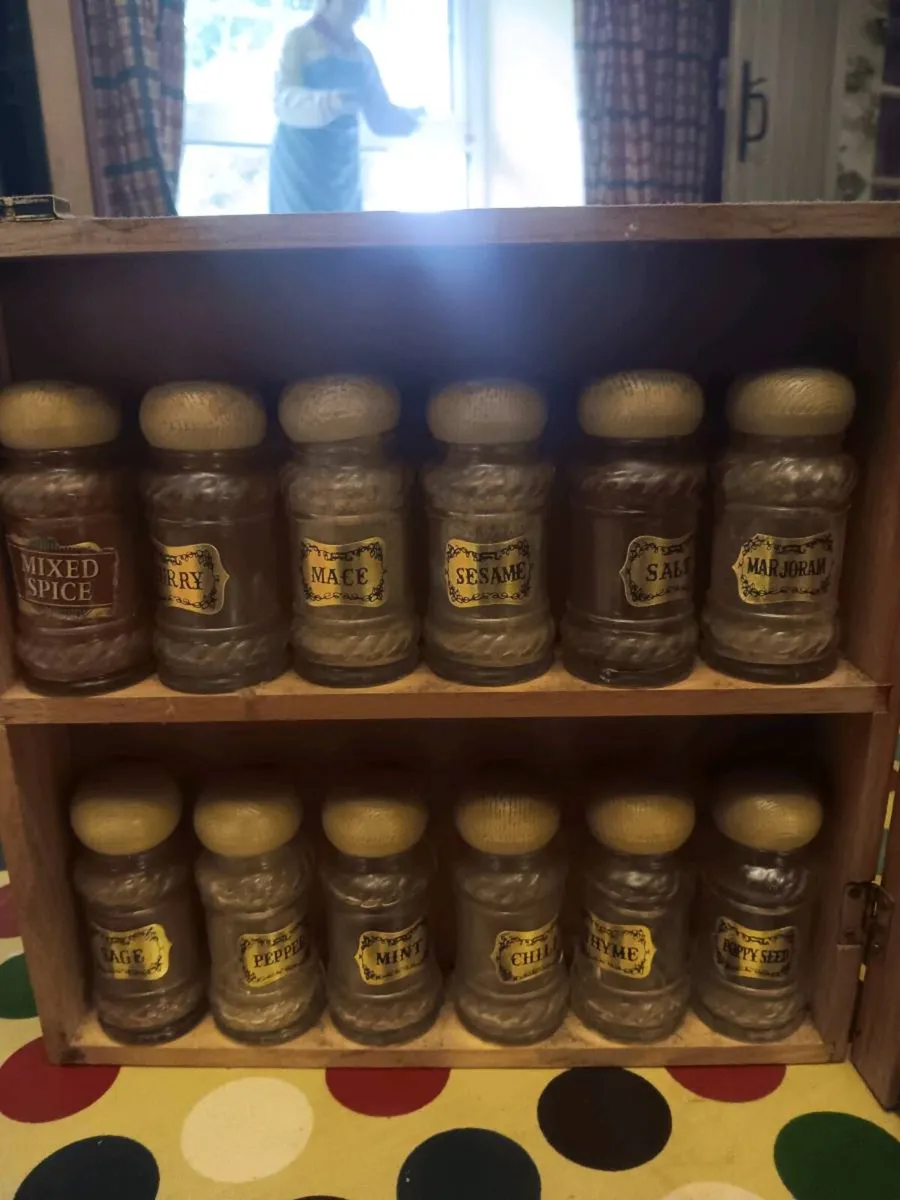 Vintage spice cabinet - Image 4