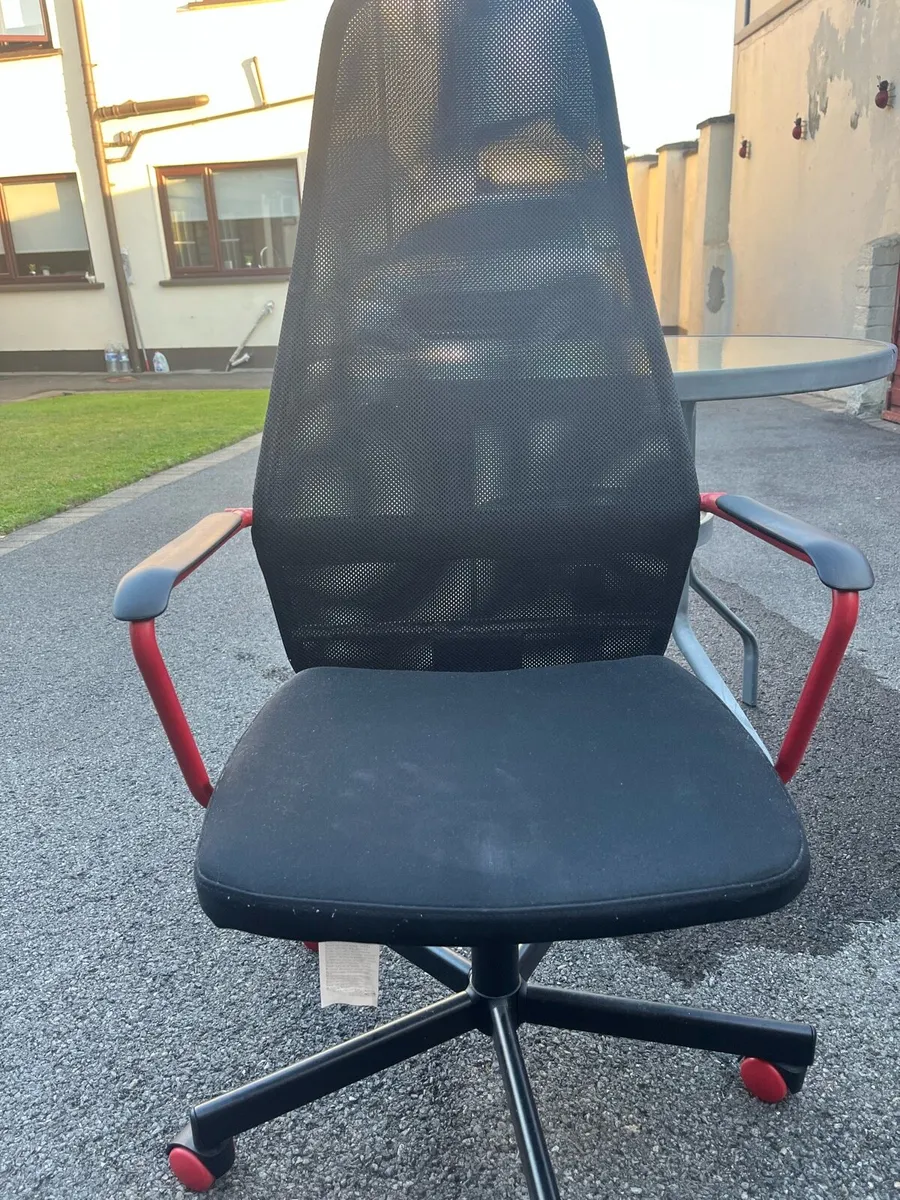 IKEA Gaming Chair (HUVUDSPELARE) - Image 1
