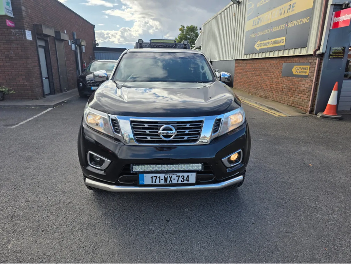 Nissan Navara 2.3 SVE DOUBLE CAB 190 NC 4DR - Image 3