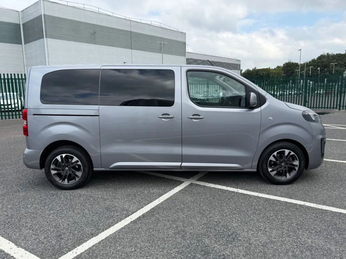 Opel Vivaro LIFE MODEL, 8 SEATS, HEADS UP DISPLAY, - Image 4