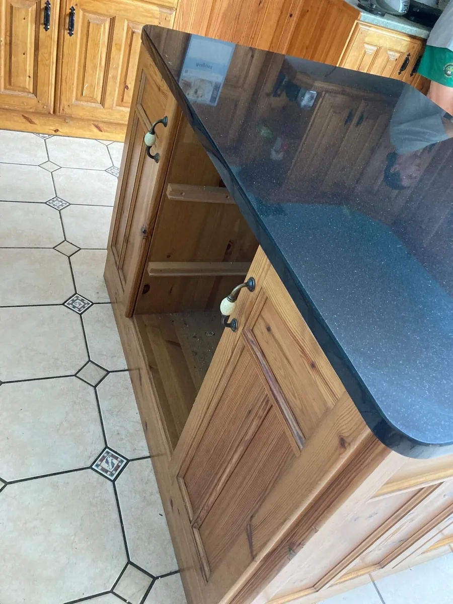 Kitchen island - Image 4