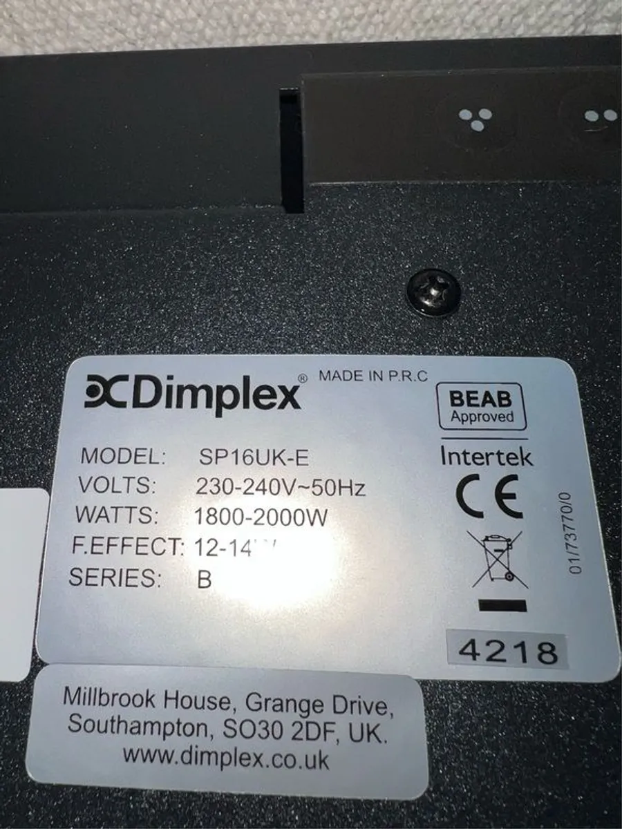 Dimplex SP16 optiflame wall mount electric fire - Image 3