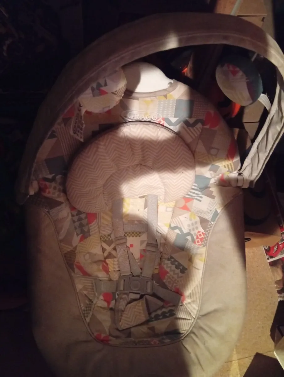 Graco bouncer - Image 1