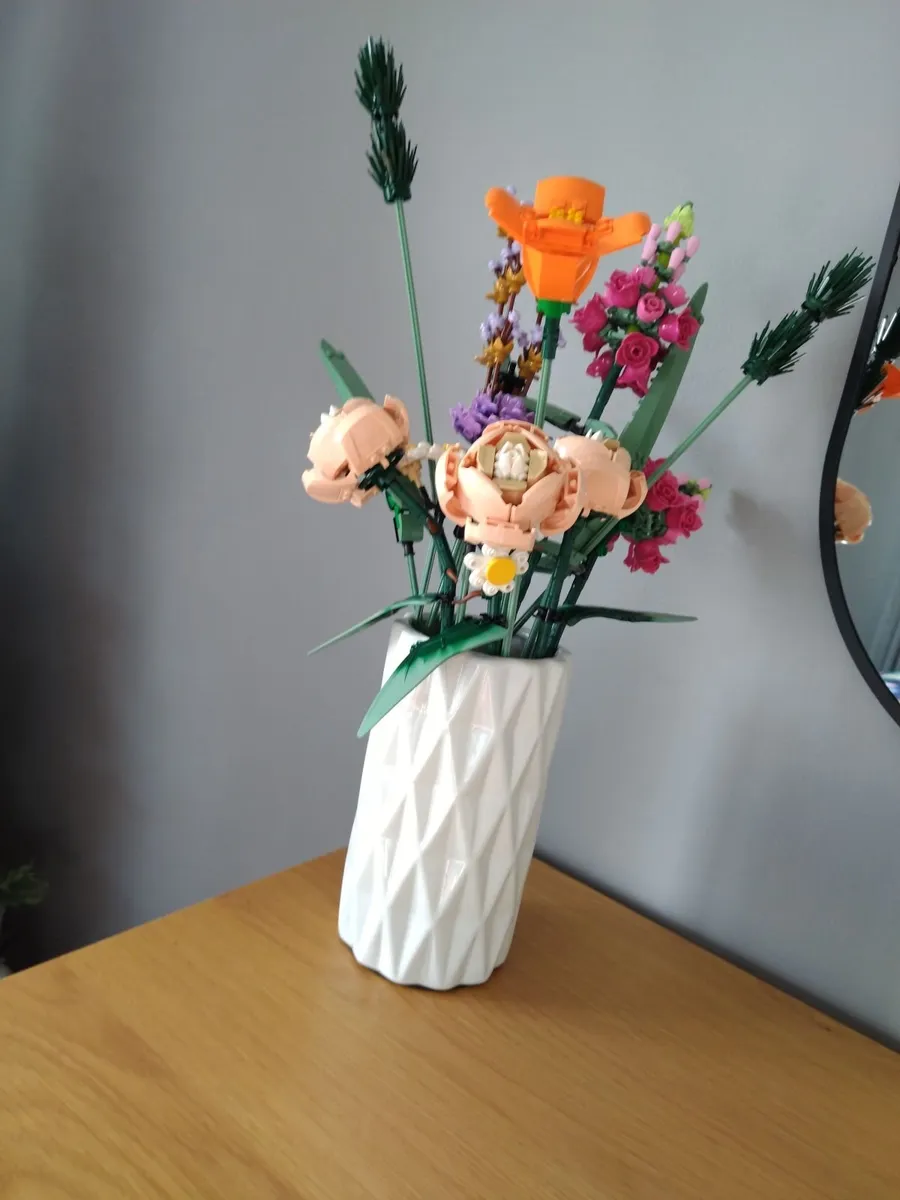 LEGO Botanicals Flower Sets €30 - Image 4