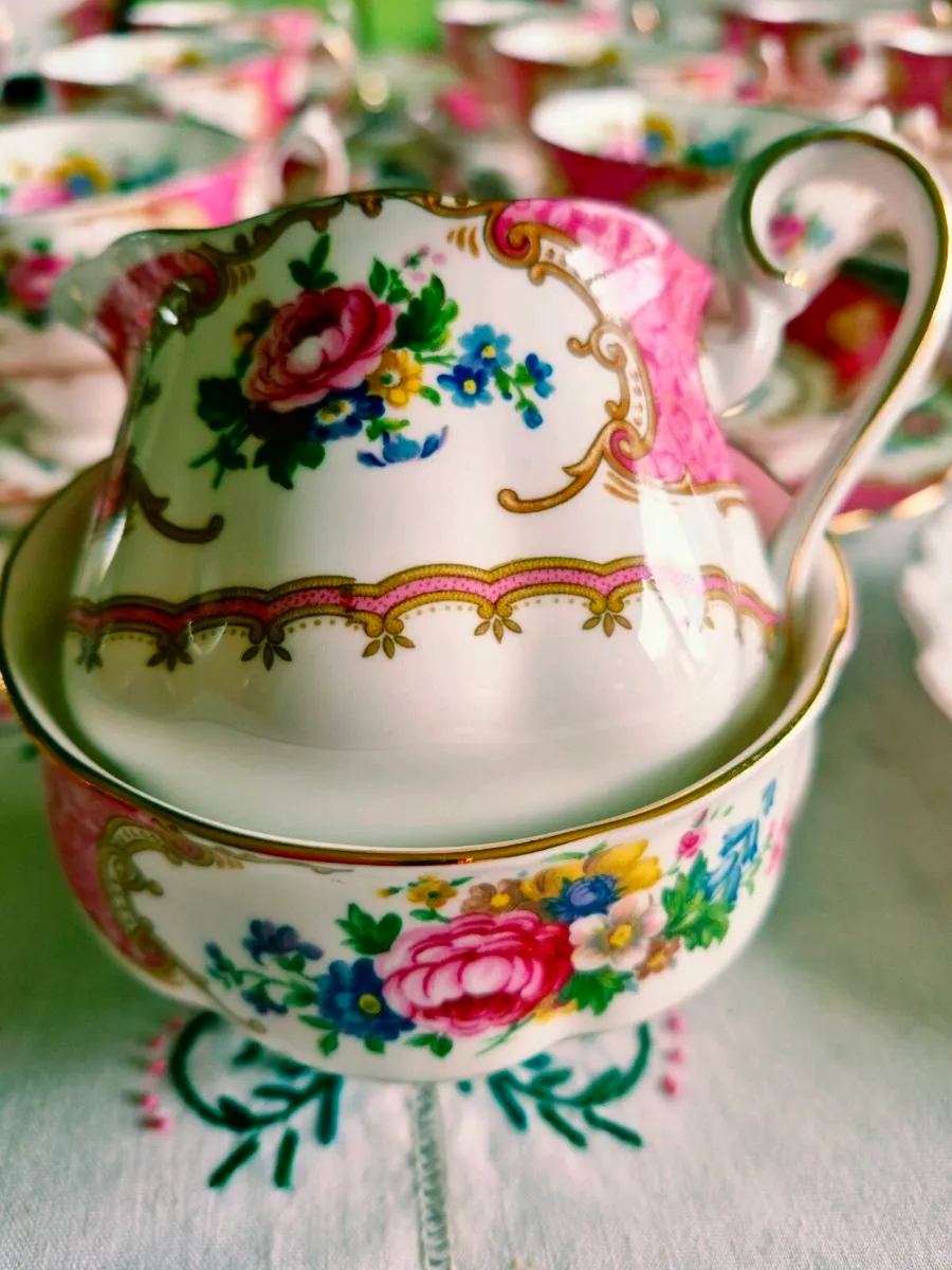 21 piece Lady Carlyle tea service - Image 2