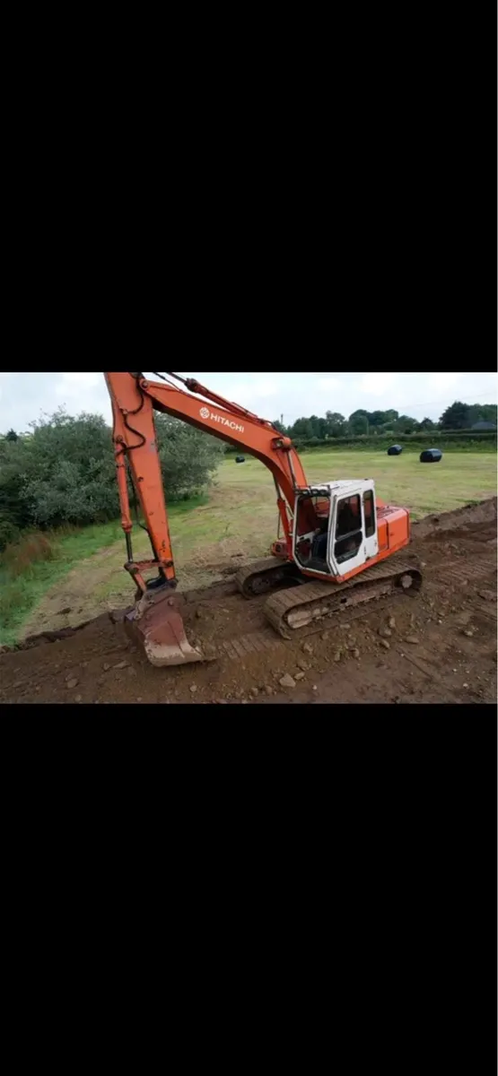 Hitachi fh130-3 Digger 13 ton digger - Image 2