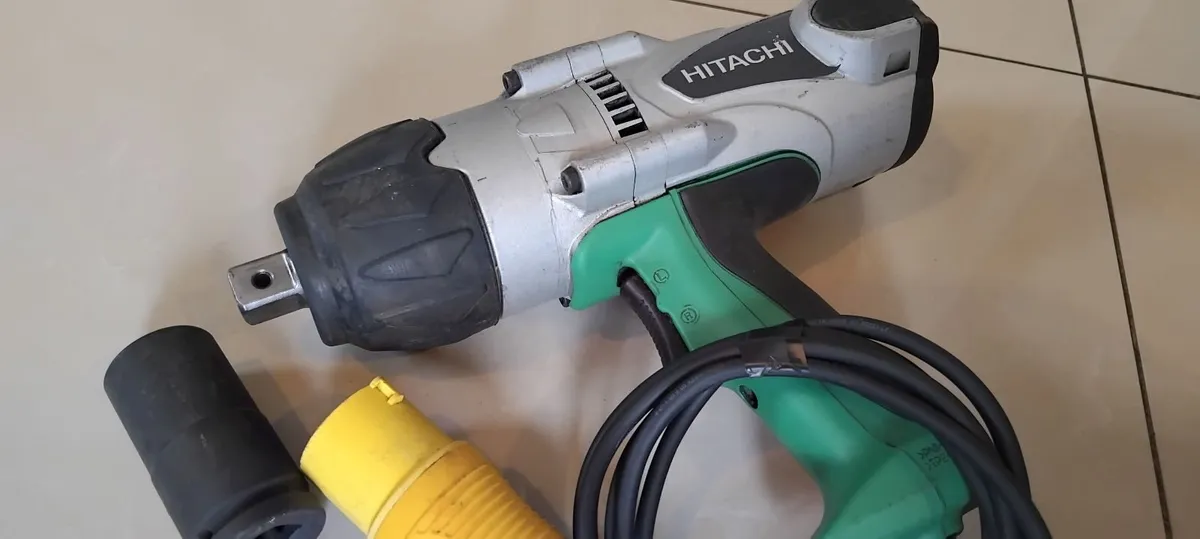 Hitachi WR 22SA Impact Wrench 110v - Image 3
