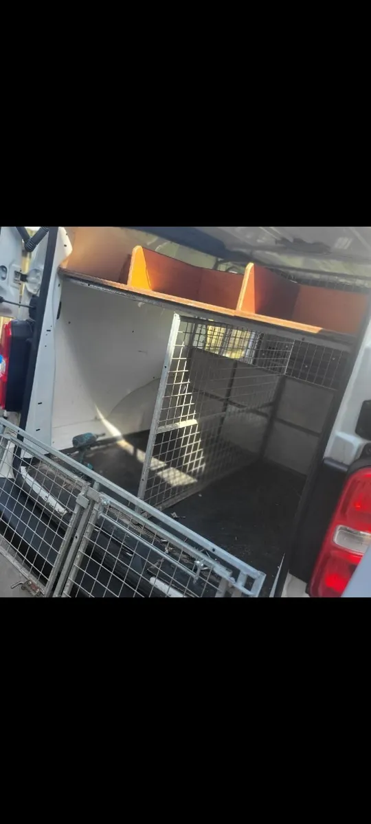 Dog transport Cage - Image 1