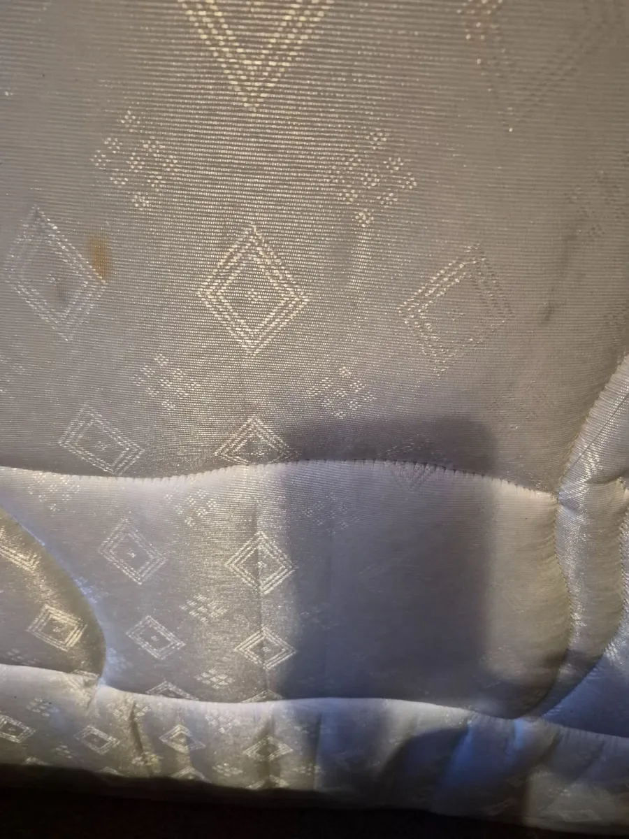King size mattress - Image 3