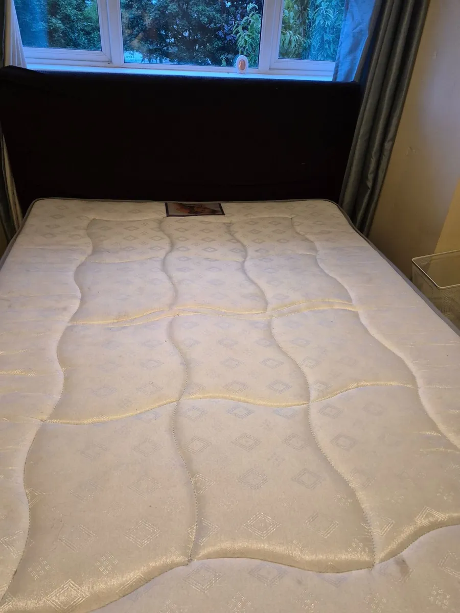 King size mattress - Image 1