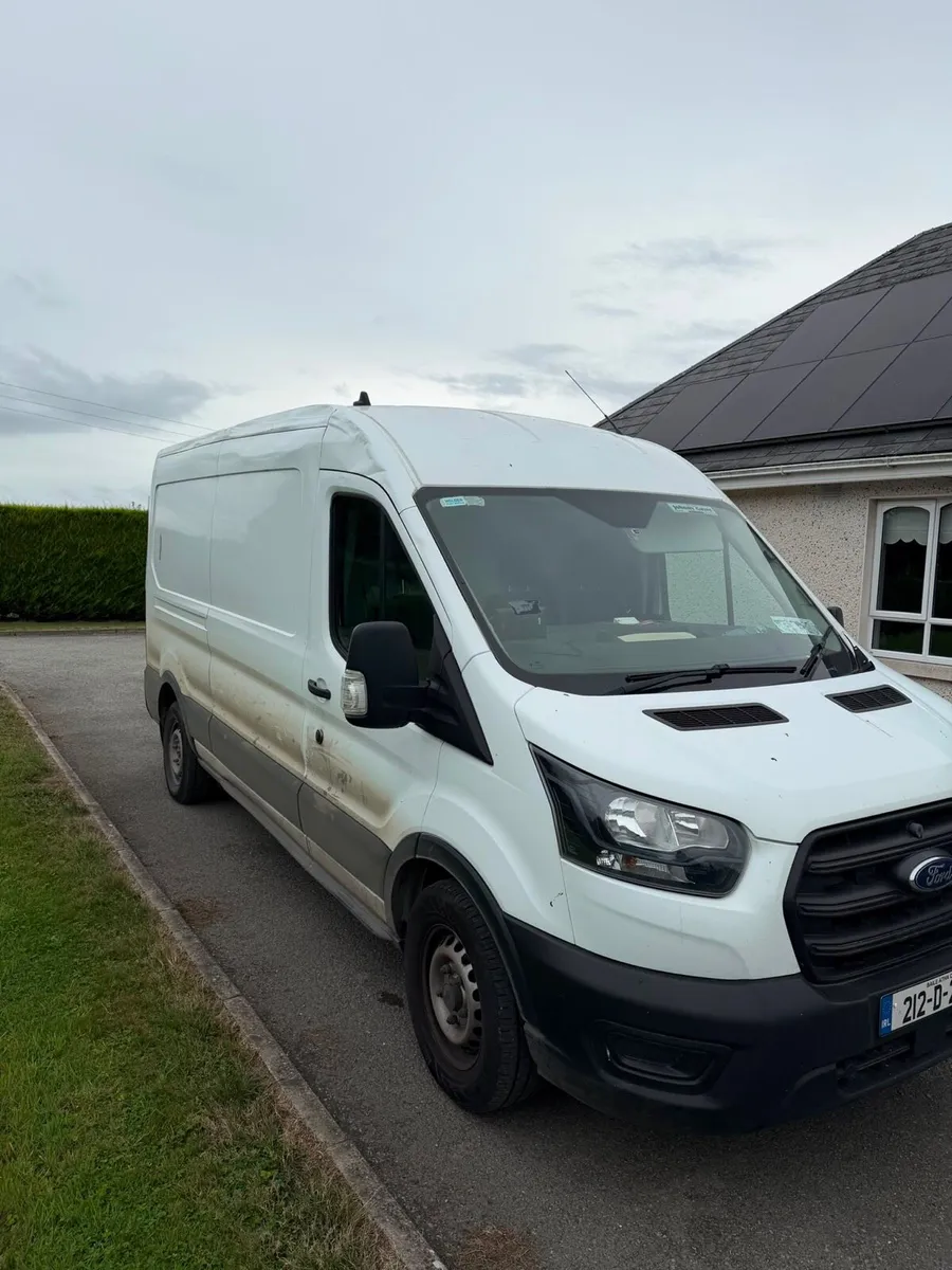 Van - Image 1