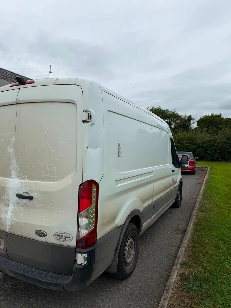 Van - Image 2