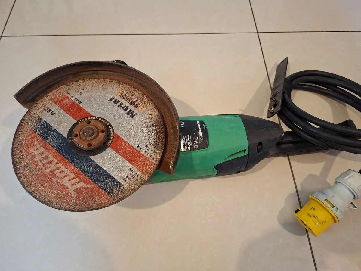 Hitachi G 23ST 230mm Angle Grinder 110v - Image 1
