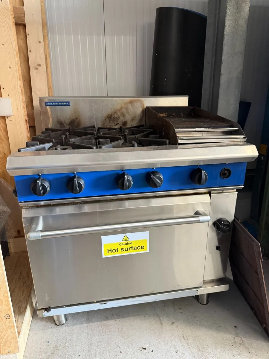 Blue Seal Commercial Gas Range with Griddle & Oven - Image 1